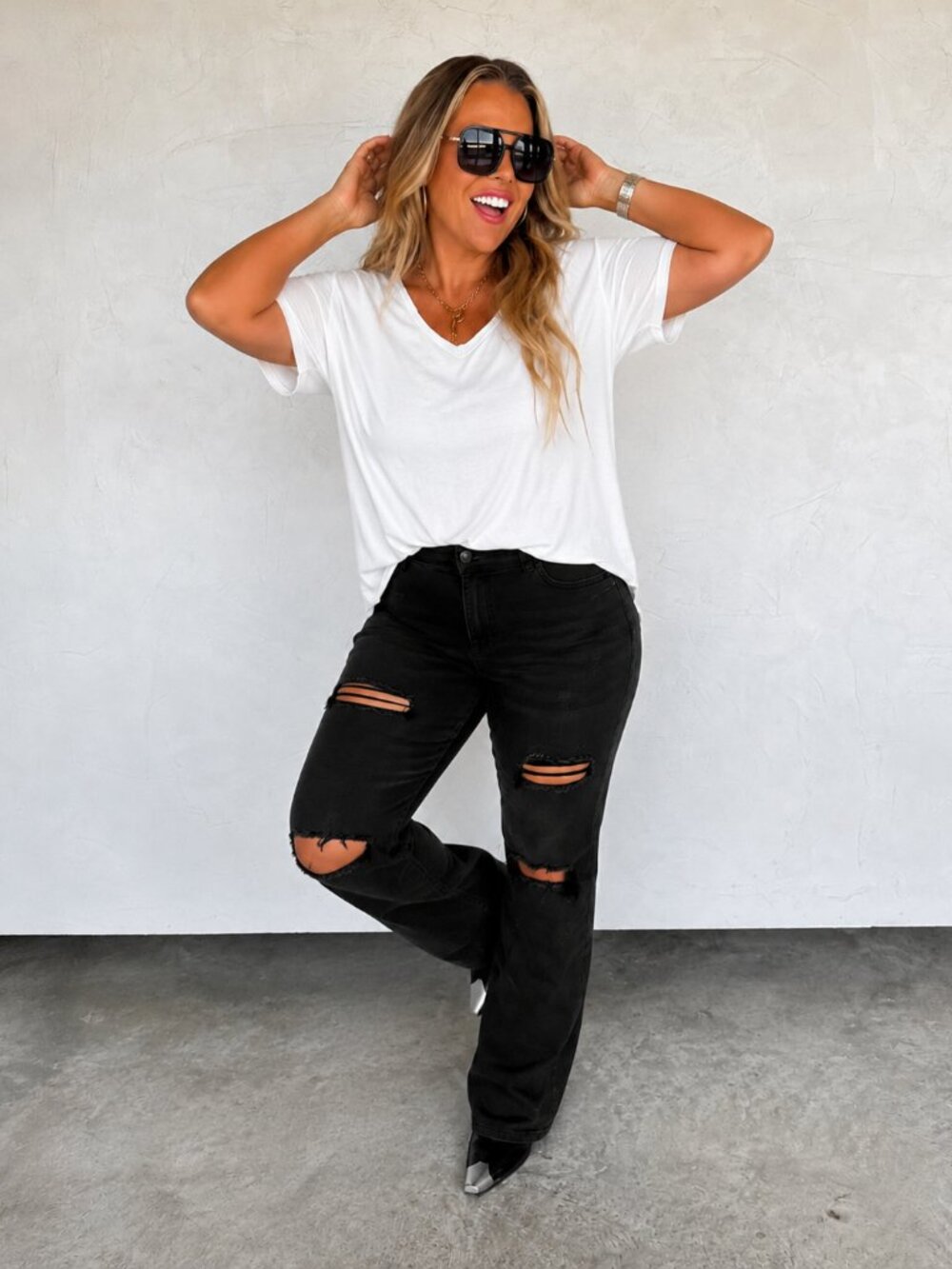 Blakeley Ashland Straight Leg Distressed Jeans – Black – 1XL - Picture 2 of 4